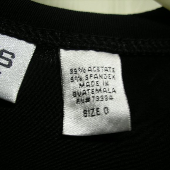 Chico's "Traveler's" Black Top (Size 0) - Picture 4 of 4